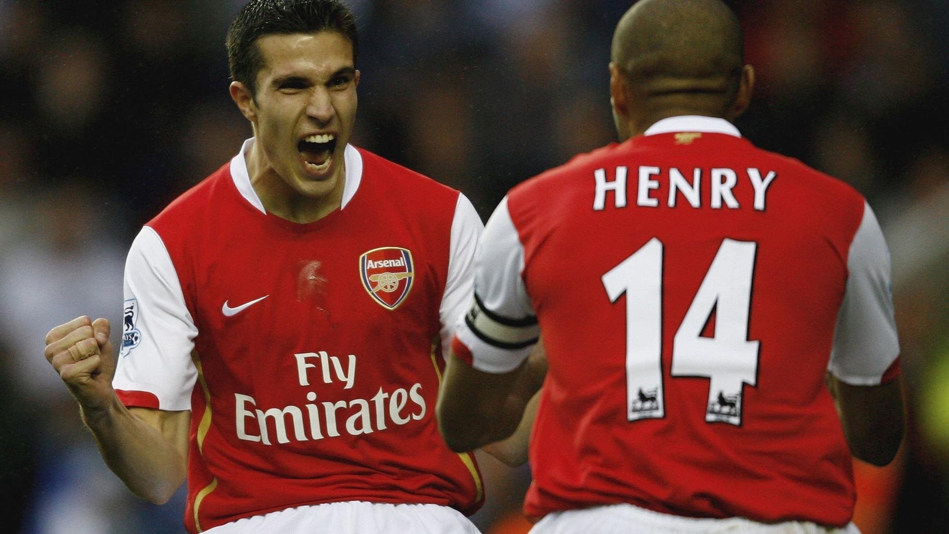 曼城4-1大胜多特，哈兰德与福登联手大放异彩，哈兰德曼联转会费